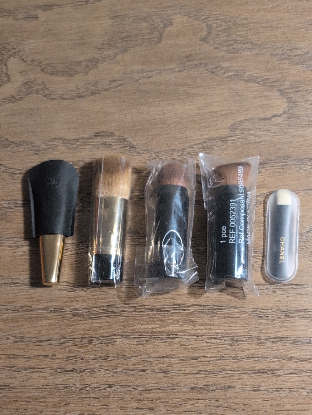 CHANEL Travel Makeup Foundation Blush Eyeshadow Brush Set Mini
